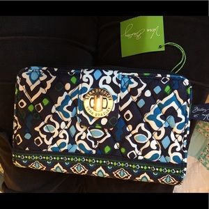 New Vera Bradley Ink Blue Turn Lock  wallet